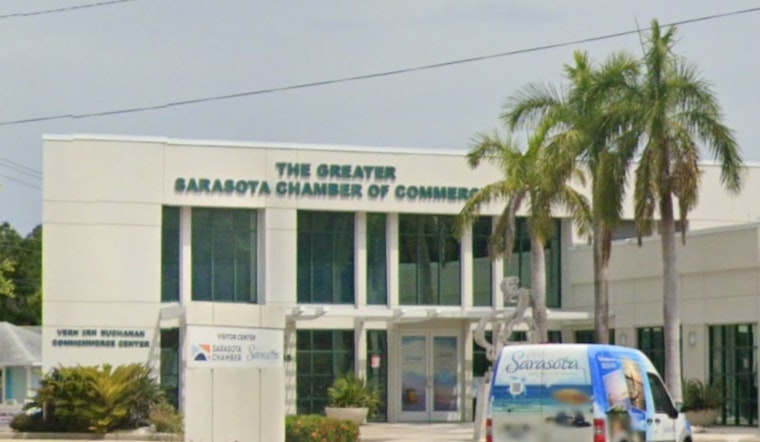 Sarasota Downtown Black Friday Extravaganza Offers Free Parking Extended Hours and Festive Fun