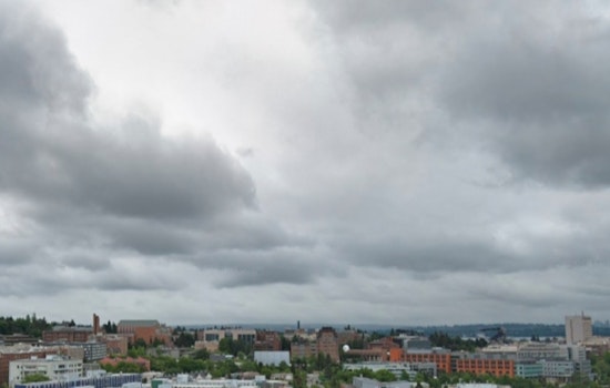 Seattle Braces for Mixed Bag of Autumn Weather with Rain and Sunshine in the Forecast