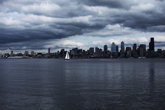 Seattle Braces for Rainy Week Ahead as NWS Forecasts Intermittent Showers