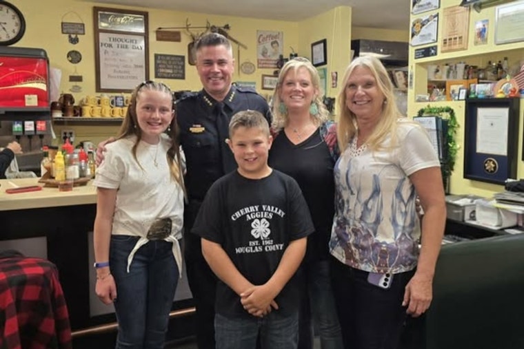 Sedalia's O'Brien's Café Owner Donna O'Brien Serves Thanksgiving Meals to Douglas County Sheriff's Deputies and Families