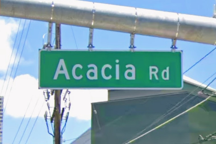 Serious Multi-Vehicle Crash in Pearl City Injures Two Women, Community in Shock