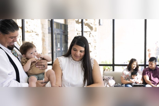 Shutdown Ends, Alamo City Families Jam WIC Lines