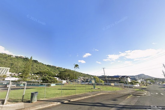 Stable Weather Expected in Honolulu as High-Pressure Ridge Maintains Dry Conditions
