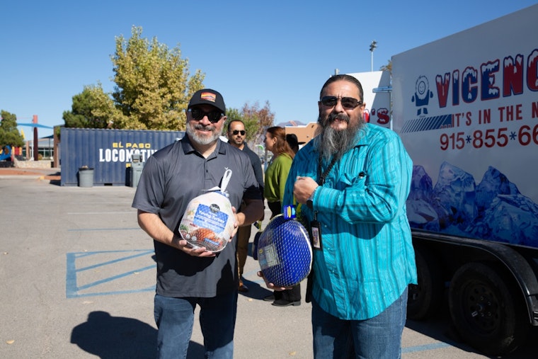 Sunland Park Mayor Perea and State Rep. Lara Distribute Thanksgiving Turkeys to Local Families