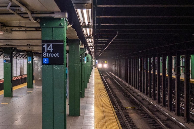 Suspicious Package at Manhattan's 14th Street Station Halts PATH Service, Strands Commuters