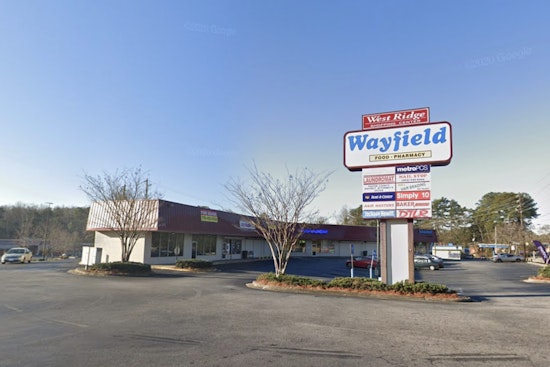 Teen Fatally Shot in Parking Lot of Atlanta Shopping Center Amid Altercation