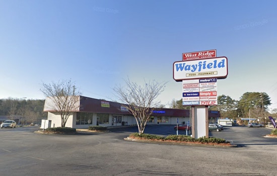 Teen Fatally Shot in Parking Lot of Atlanta Shopping Center Amid Altercation