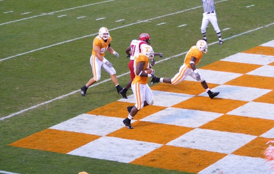 Tennessee's Miles Kitselman to Miss Season Finale Against Vanderbilt Due to Injury