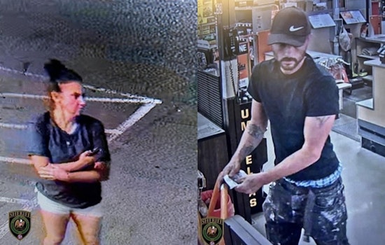 Tennessee’s Modern-Day Bonnie and Clyde Wanted as Wilson County Sheriff Searches for Alleged Burglar Couple on Halloween Eve