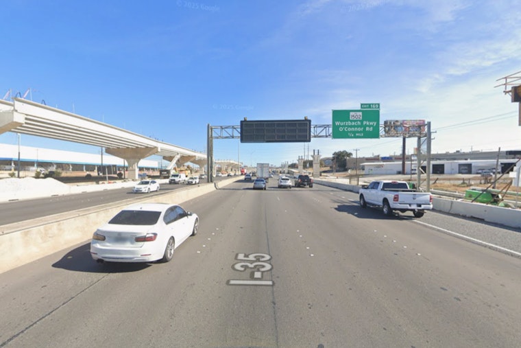 Thanksgiving I-35 Rollover Chaos Leaves Live Oak Driver Busted, Passenger Critical