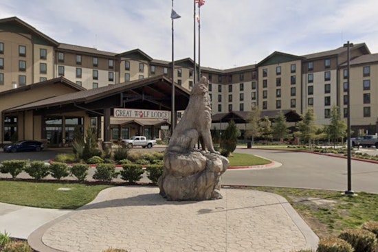 Thanksgiving Parking Lot Mayhem At Manteca’s Great Wolf Lodge