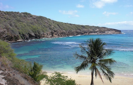 Two Boaters Rescued Near Hanauma Bay After Vessel Sinks