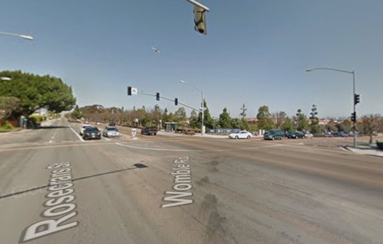 Two Injured as Car Smashes into Barrier in San Diego, DUI Suspected