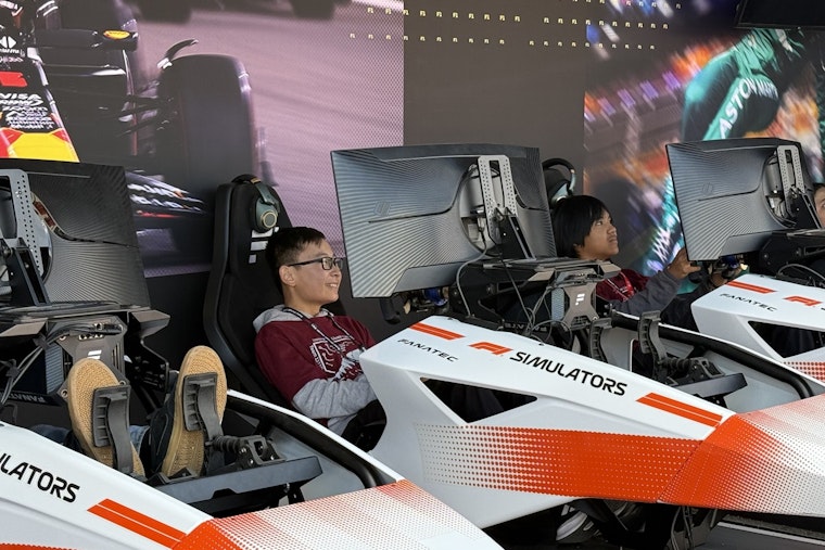 Vegas Middle Schoolers Trade Classrooms For F1 Fast Lane In Paddock Takeover