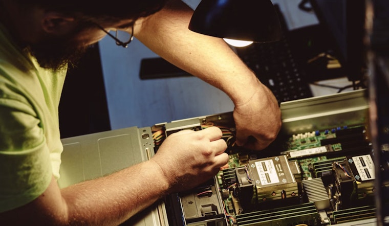 Veterans Forge New Paths in Arizona and Florida Trades, Channeling Military Skills into Civilian Careers