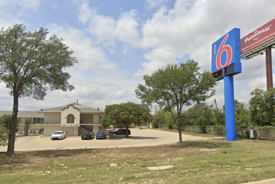 Victim Rescued and Suspect Detained After Suspected Kidnapping Leads to SWAT Raid at San Antonio Motel