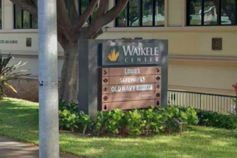 Waikele's Leonard Jr's Hot Malasadas & Expresso Reopens Post Health Violations Cleanup