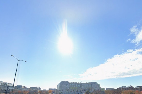 Washington D.C. Braces for Mild Winds and Sunny Skies as Showers Are Expected by Tuesday