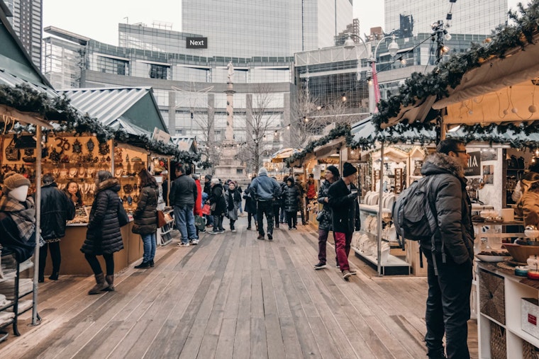 White House Police Dept Shares Essential Holiday Shopping Safety Tips on Facebook