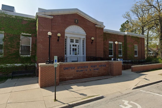 Wilmette Post Office Closed Indefinitely After Roof Collapse; Operations Shifted to Winnetka Amid Snowfall Aftermath