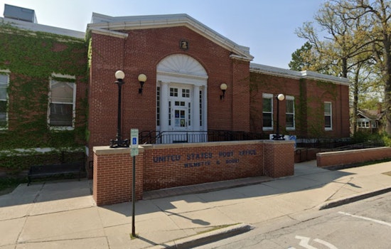 Wilmette Post Office Closed Indefinitely After Roof Collapse; Operations Shifted to Winnetka Amid Snowfall Aftermath