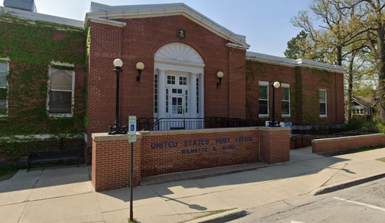 Wilmette Post Office Closed Indefinitely After Roof Collapse; Operations Shifted to Winnetka Amid Snowfall Aftermath