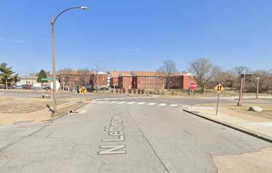 31-Year-Old Woman Killed, Another Injured in St. Louis Single-Vehicle Crash