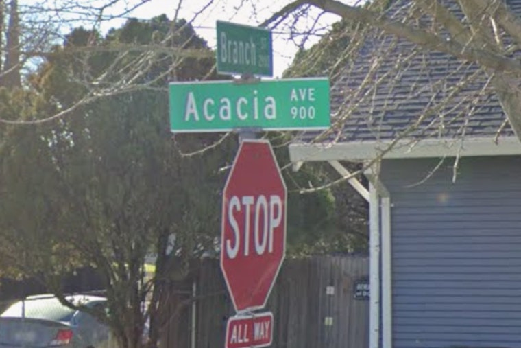 Acacia Avenue Inferno Leaves One Dead In North Sacramento Backyard