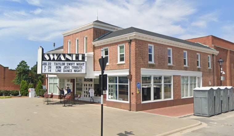 All Aboard the Festive Rails as Atlantic Coast S Gaugers' Model Train Display Returns to Kannapolis' Swanee Theatre