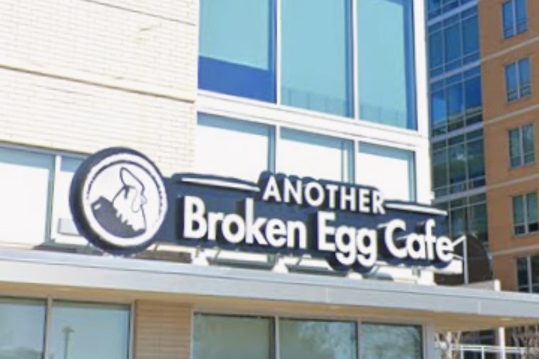 Another Broken Egg Cracks Open On Lemmon Ave, Shakes Up Uptown Brunch Row