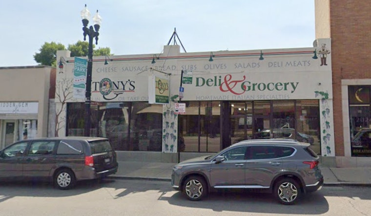 Anthony Rizzo Visits Edison Park’s Tony’s Italian Deli in Show of Support After Armed Robbery