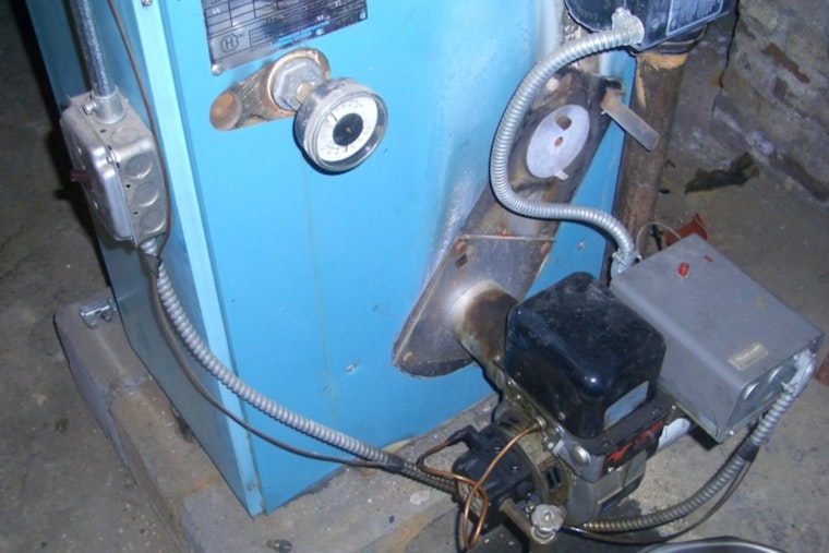 Apple Valley Urges Homeowners to Regularly Service Furnaces for Safety and Efficiency