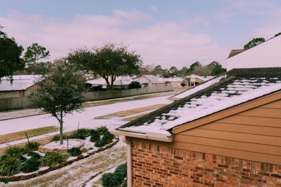 Arctic Blast Plunges Houston into Coldest Weather of the Season