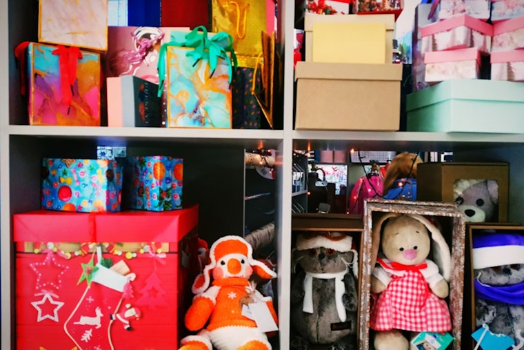 Arizona Couple Channels Personal Loss into Holiday Joy for Thousands of Children in the Valley