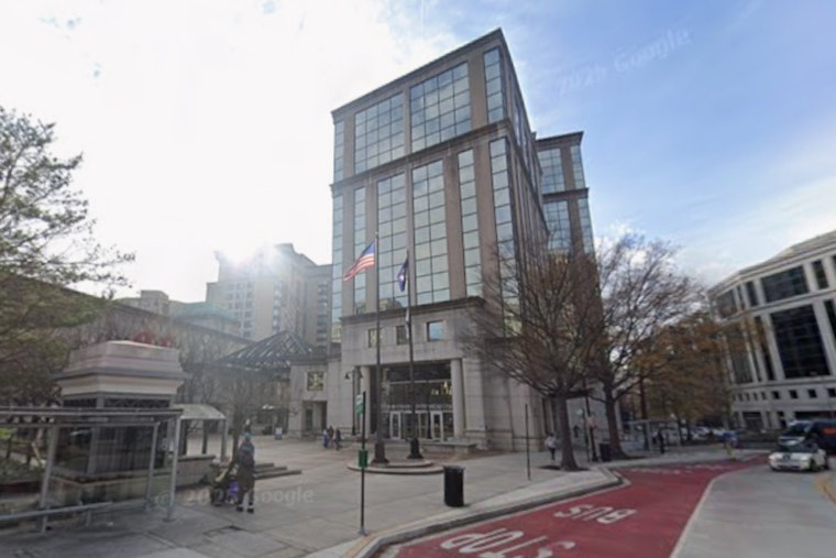 Arlington County Announces New Year's Holiday Trash Schedule Changes for 2026