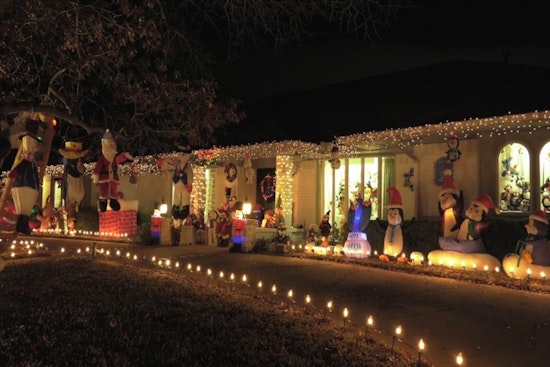 Arlington's Interlochen Lights Celebrate 50 Years of Festive Cheer: A Holiday Tradition Shines in North Texas