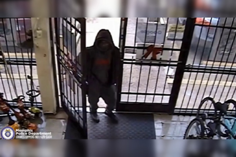 Armed Robbery at Memphis EZ Pawn Sparks Manhunt, Suspect Fired Shots in Mid-Morning Heist