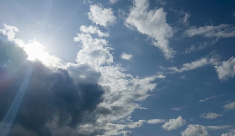 Austin Weather Update: Foggy Morning Leads to Mild Temperatures, Wind Gusts Expected Over Weekend