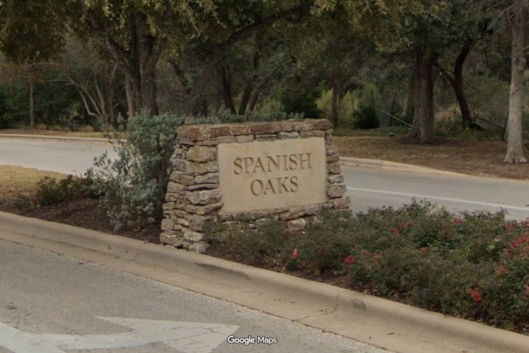 Bee Cave Neighbors Revolt Over Spanish Oaks Village Revamp