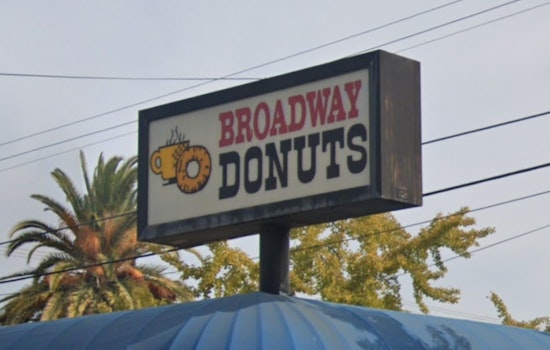 Beloved Broadway Donuts Gets Its Last Glaze After 37 Years In Curtis Park