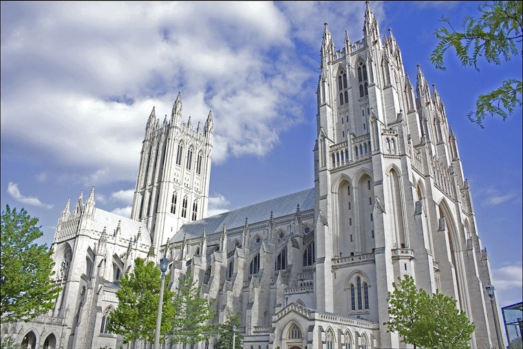 Bipartisan Governors Unite at Washington Cathedral to Combat Political Violence and Restore Trust in US Democracy