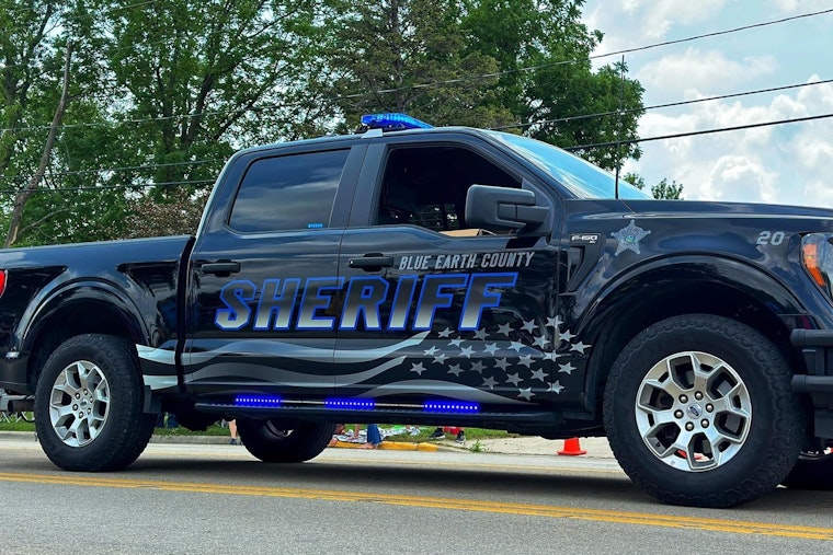 Blue Earth County Sheriff's Office Extends Heartfelt Christmas Wishes and Reassures Round-the-Clock Safety