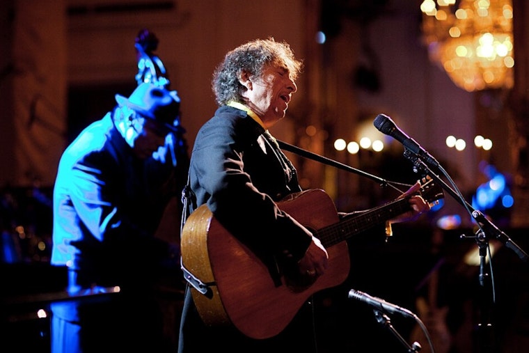 Bob Dylan Adds Cleveland to "Rough and Rowdy Ways World Wide Tour" 2026 Lineup: Playhouse Square Set for Phone-Free Experience