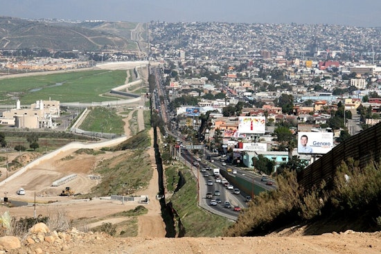 Border Class Act: San Diego, Baja Campuses Unite in New Cross-Border College Pact