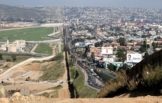Border Class Act: San Diego, Baja Campuses Unite in New Cross-Border College Pact