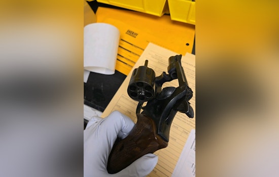 Burien Police Seize Firearm from Convicted Felon During Theft Investigation at Walgreens