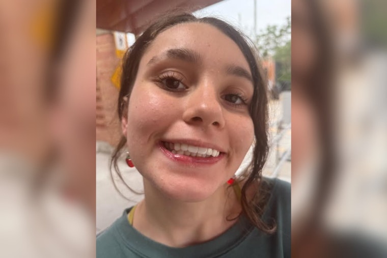 Burleson Cops Hunt For Missing 15-Year-Old Zoe Sanford
