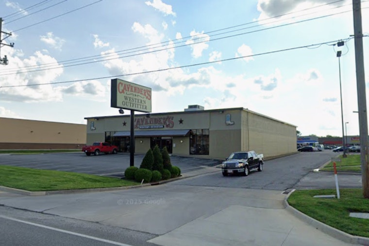 Chesterfield SEU Officer Nabs Habitual Thief with a History of Crimes at Local Cavender's Store