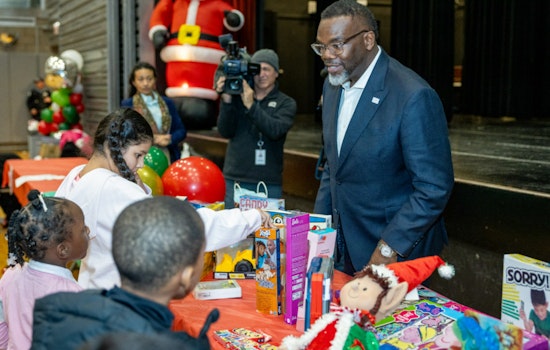 Chicago Mayor Brandon Johnson Champions Community Spirit During Citywide Holiday Events