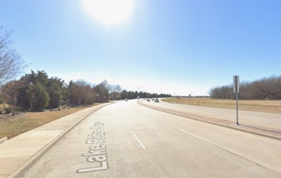 Christmas Night Crash Kills Grand Prairie Man Crossing Lake Ridge Parkway